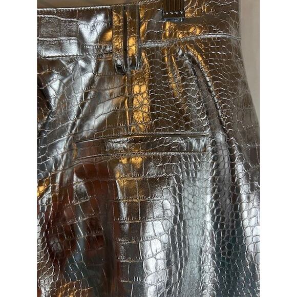 Avec Les Filles Women's 10 Silver Croc Embossed Flare Leg Pants NWT - Picture 7 of 10